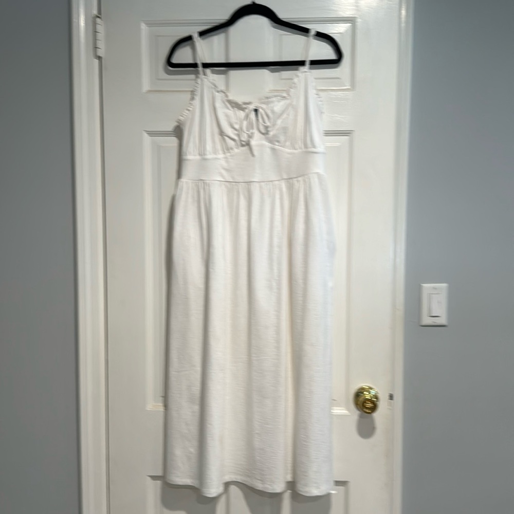 Old Navy Large Dress White With Pockets And Adjustable Straps - Picture 1 of 4